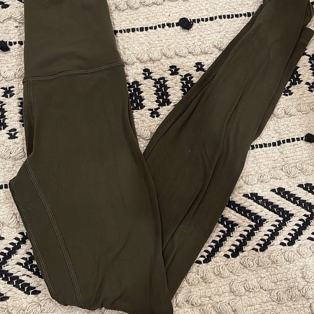 Lululemon aligns